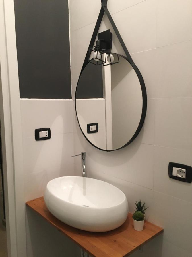 Appartamento Lingotto Турин Экстерьер фото
